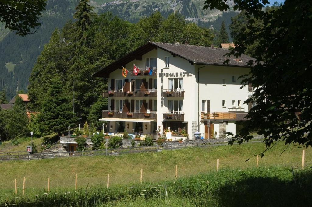Hotel Berghaus Wengen Kültér fotó